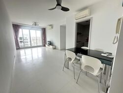 The Esparis (D18), Condominium #596201731